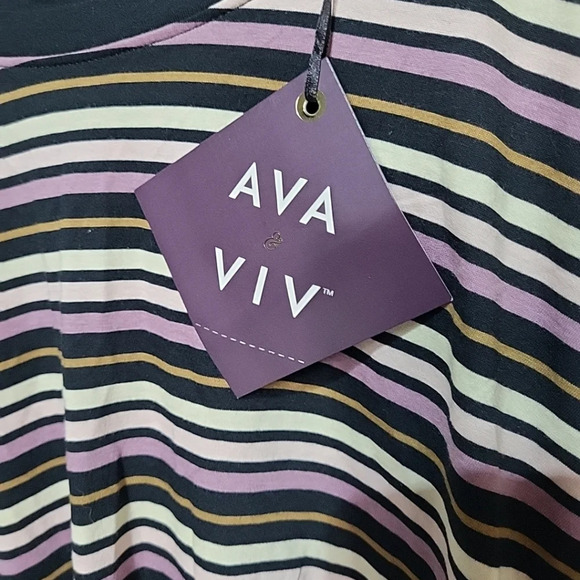 NWT Ava & Viv‎ Women's Plus Long Sleeve Striped Scoop Neck T-Shirt Size 2X - Picture 3 of 6